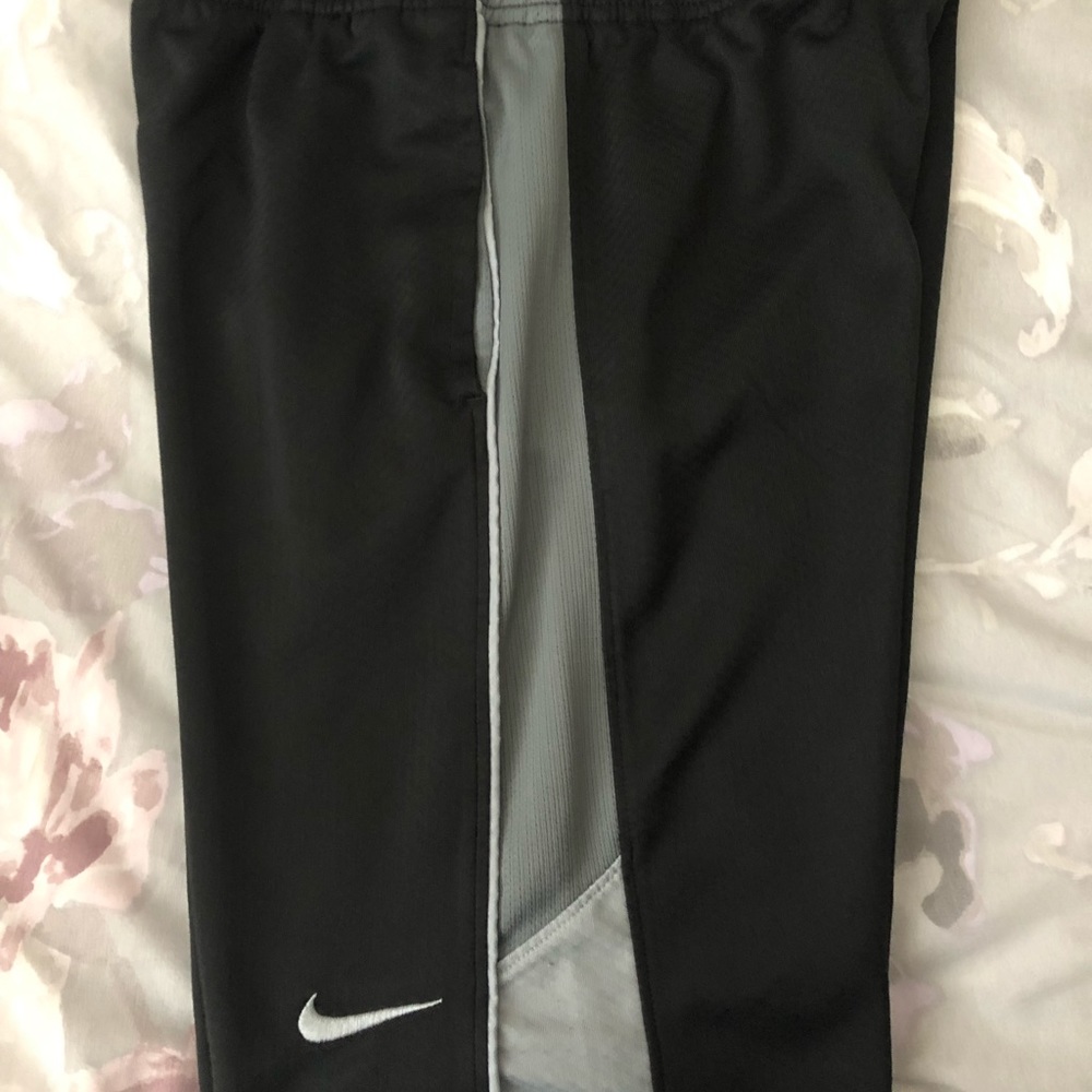 Nike DriFit Boys Black/Gray Shorts (Medium)